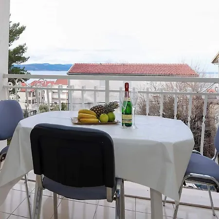Apartament Pezo Baška Voda